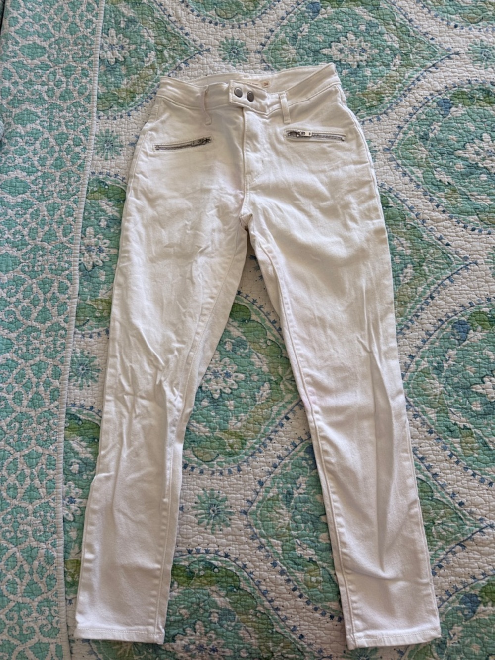 Levi's High-Rise White Slim Zip-Front Jeans